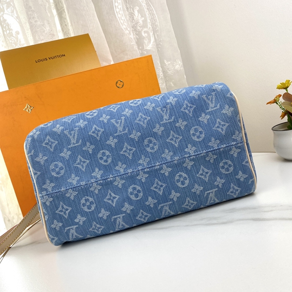 ルイヴィトンバッグ着用イメージ